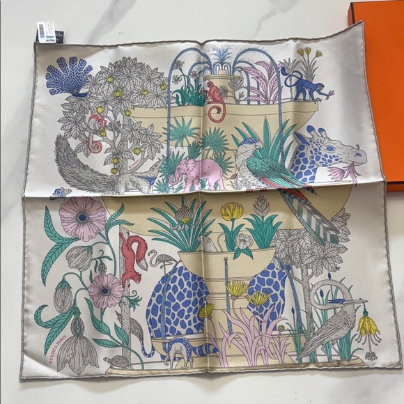 Hermes new with tag silk 45 scarf precious paradise - Picture 1 of 4
